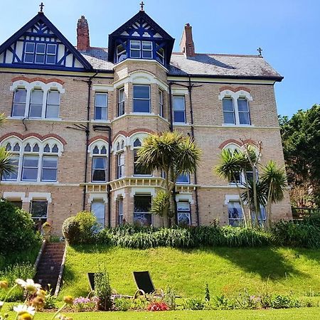 Westwell Hall Ilfracombe Buitenkant foto