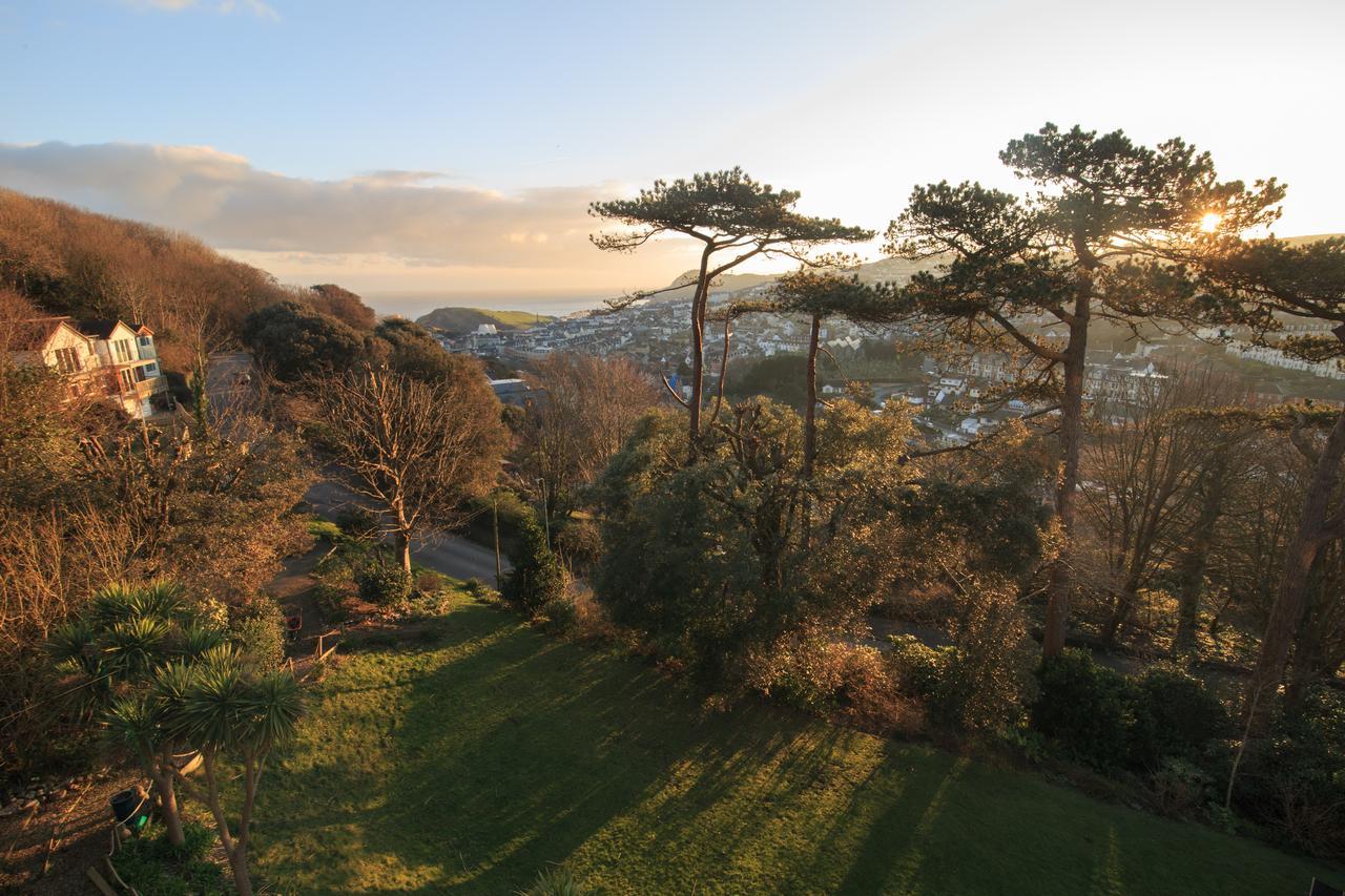 Westwell Hall Ilfracombe Buitenkant foto